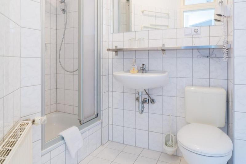 H&H Apartments Im Herzen Der Stadt In Der Lange Strasse Geraeumig Ruhig Mit Kueche Und Esstisch Greifswald Extérieur photo